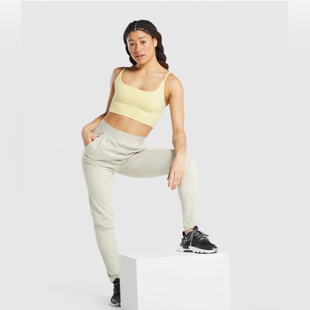 NWOT Gymshark Pause Cosy Leggings